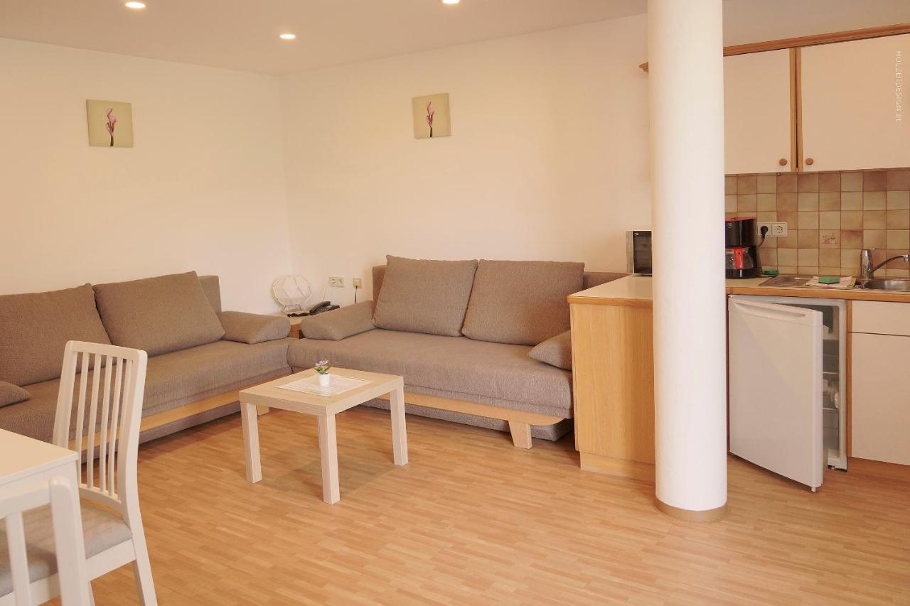 Appartementhotel Karawankenblick Pörtschach am Wörthersee Dış mekan fotoğraf