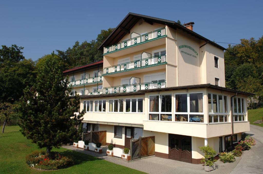 Appartementhotel Karawankenblick Pörtschach am Wörthersee Dış mekan fotoğraf
