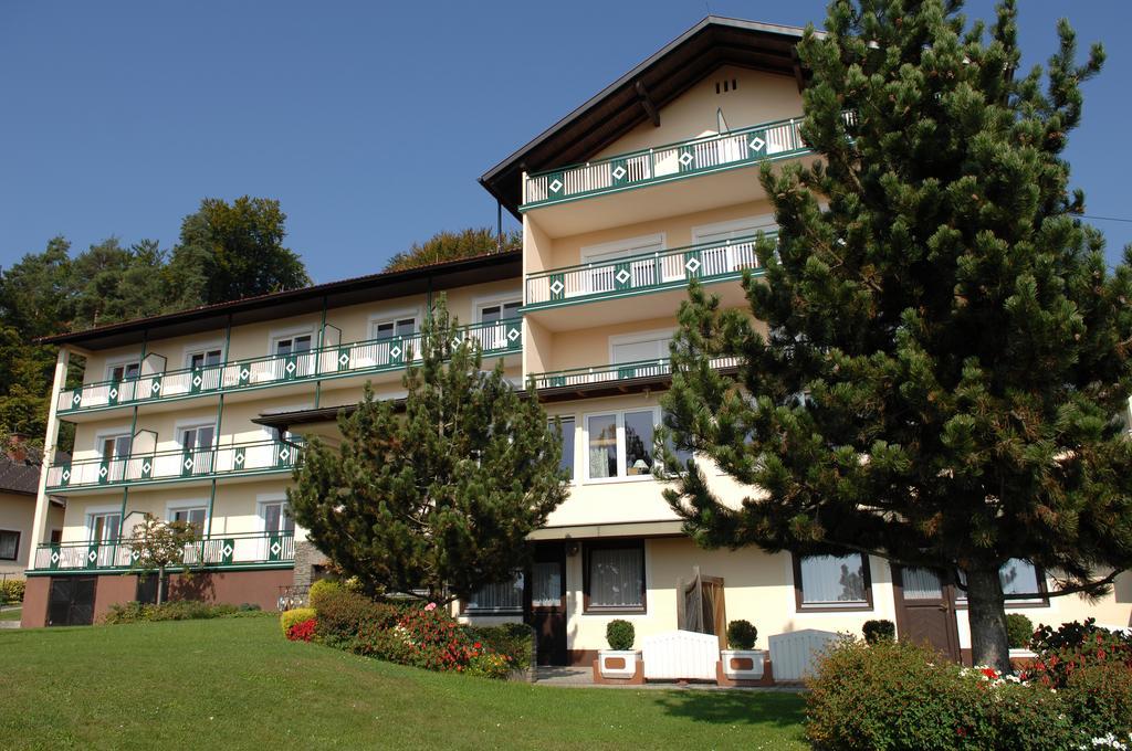 Appartementhotel Karawankenblick Pörtschach am Wörthersee Dış mekan fotoğraf